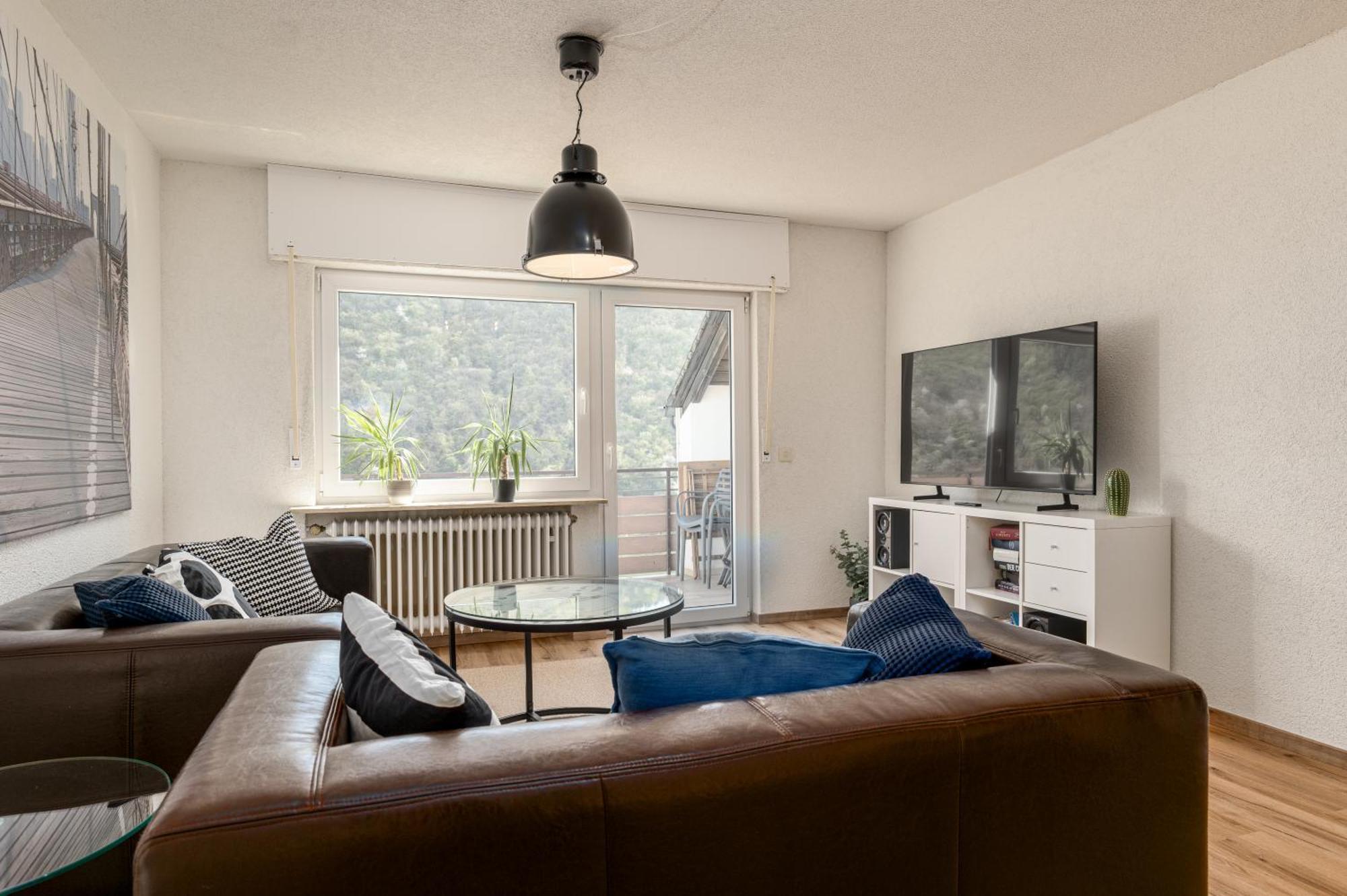 Riesling Appartement For 2 - 4 People - Billiards - Balcony With Mosel View - Parking - Wine Barrel Bar - Fully Equipped Kitchen - Netflix - Waiputv - 3 Km From Cochem Klotten Extérieur photo