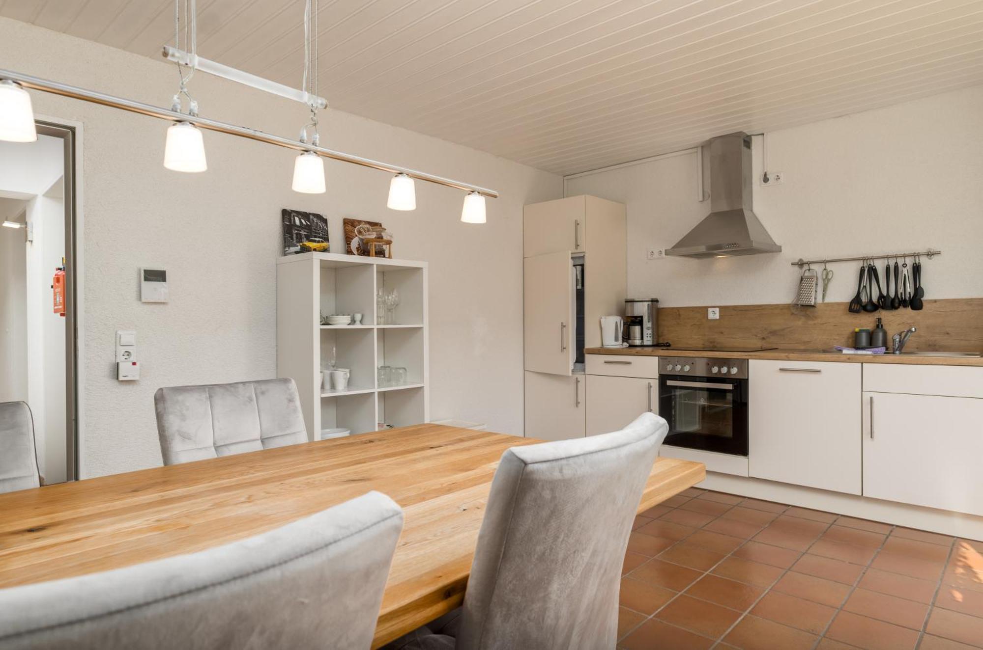 Riesling Appartement For 2 - 4 People - Billiards - Balcony With Mosel View - Parking - Wine Barrel Bar - Fully Equipped Kitchen - Netflix - Waiputv - 3 Km From Cochem Klotten Extérieur photo